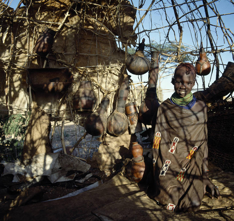 儿童,横图,项链,非洲,肯尼亚,葫芦,珠子,房屋,皮革,摄影,住房,非洲文化,女孩,彩图,传统服装,小屋