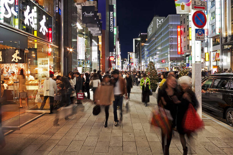 横图,室外,夜晚,旅游,城市,道路,路,公路,东京,日本,亚洲,日本文化,交通,首都,黄昏,银座,摄影,群众,本州,马路,彩图