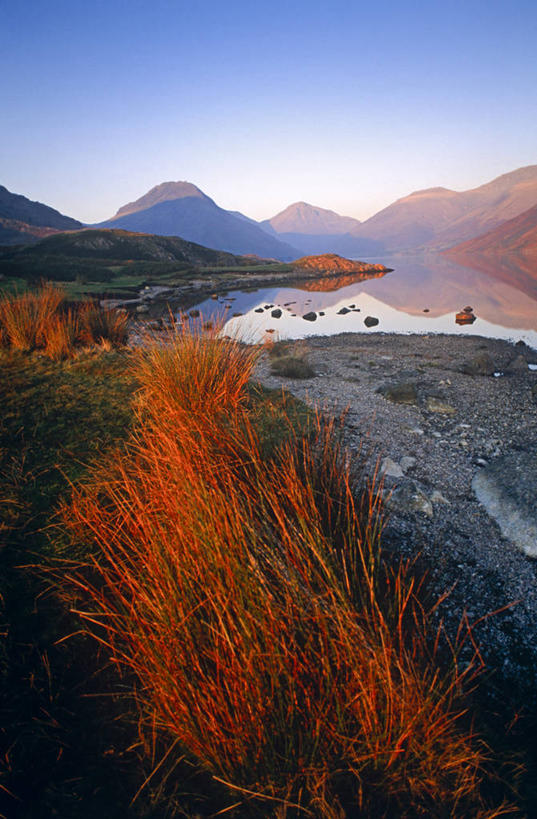 竖图,室外,湖,美景,日落,山,山脉,水,英国,欧洲,地形,景观,英格兰,风景,自然,黄昏,景色,摄影,落下,宁静,国家公园,西欧,自然风光,彩图,旅行,莱克兰
