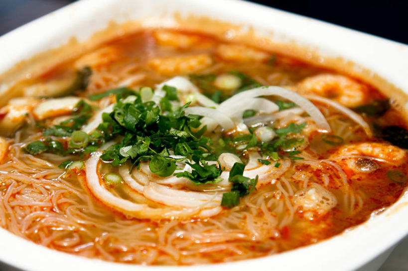 点心,面包,无人,横图,室内,特写,洋葱,加拿大,切开,香料,食品,面点,吐司,饮食,食物,糕点,白色,碗,切,摄影,法式面包,草本,清新,剖面,吐司面包,切面,健康食物,泰国文化,亚伯达,面汤,彩图,多士,听型面包,装饰菜