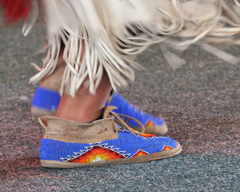 一个人,横图,室外,特写,白天,运动模糊,鞋子,美国,表演,珠子,皮,皮革,摄影,皮肤,部分,皮毛,北美,北美洲,美洲,足,佛罗里达,佛罗里达州,迈阿密,佛州,阳光州,北亚美利加洲,亚美利加洲,舞者,彩图,舞蹈,鹿皮,鹿皮革,美利坚合众国