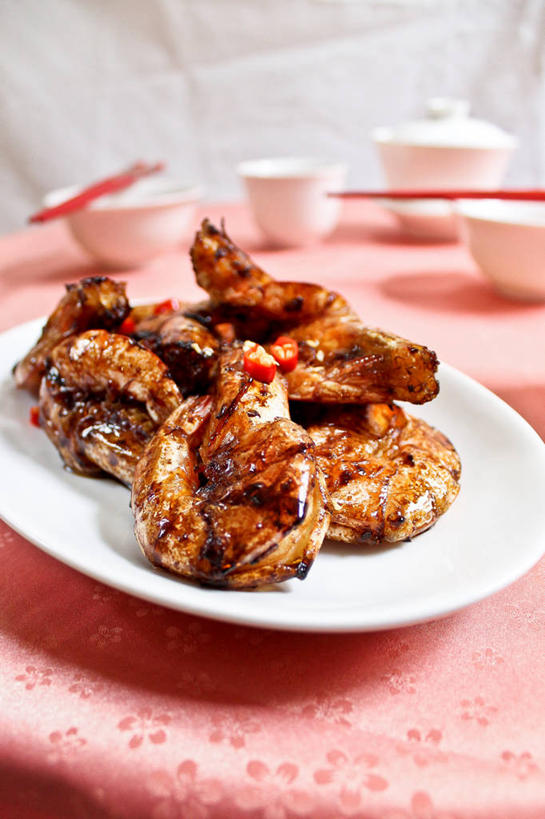 无人,竖图,室内,特写,白天,桌子,大豆,马来西亚,油炸,饮食,盘子,摄影,中国文化,焦糖,式样,海产,彩图,装饰菜,成分