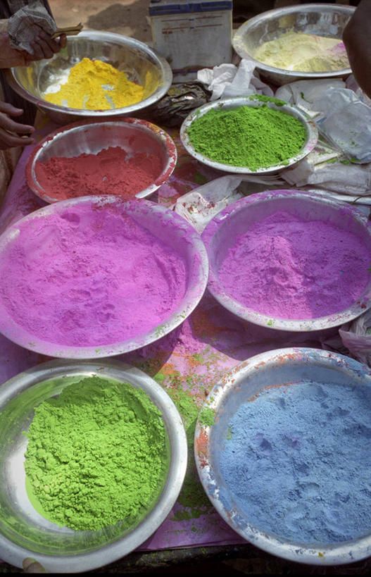 手,一个人,竖图,俯视,室外,白天,孟加拉国,印度,亚洲,节日,庆祝,盘子,摄影,多样,部分,南亚,印度文化,印度教,孟加拉人民共和国,彩图,高角度拍摄,胡里节