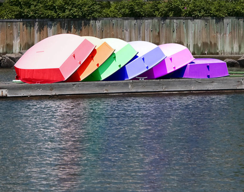 无人,横图,室外,白天,海洋,船,美国,一排,整齐,反射,排列,粉色,红色,蓝色,绿色,橙色,运输,摄影,多样,宁静,颠倒,队列,缅因州,彩图,海港