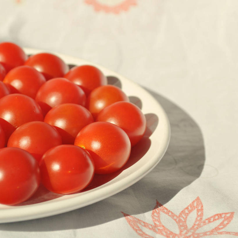 无人,方图,室内,特写,白天,蔬菜,日光,英国,许多,花纹,反射,很多,饮食,桌布,红色,盘子,摄影,清新,健康食物,莱切斯特,樱桃番茄,彩图