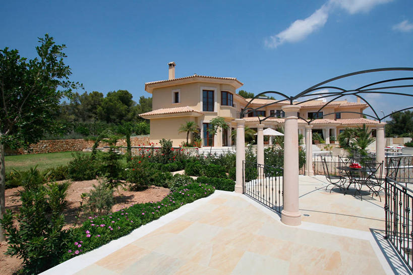 无人,家,横图,室外,白天,建筑,日光,西班牙,欧洲,房屋,人行道,院子,现代,凉亭,打开,建造,开启,铁艺,当代