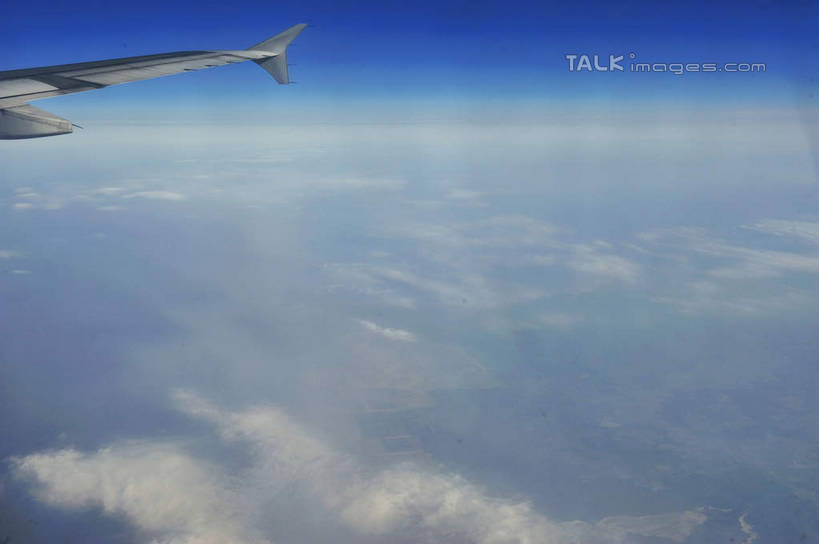 无人,横图,俯视,航拍,室外,白天,旅游,度假,美景,山,山脉,飞机,中国,亚洲,飞翔,阴影,朦胧,模糊,飞行,光线,影子,景观,山峰,云,云朵,交通,山峦,翱翔,云彩,娱乐,航空,飞,白云,阳光,自然,交通工具,群山,享受,休闲,景色,放松,运输,一架,客机,鸟瞰,自然风光,载具,东亚,吉林,吉林省,中华人民共和国,东北地区,吉,彩图,高角度拍摄,shlyb1