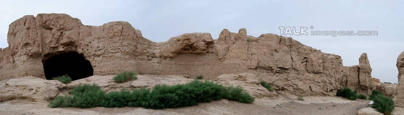 无人,横图,室外,白天,正面,旅游,度假,草地,荒凉,石头,美景,名胜古迹,植物,标志建筑,地标,建筑,中国,亚洲,遗迹,石子,景观,古迹,文物,娱乐,建设,古建筑,草,蓝色,绿色,蓝天,天空,自然,天,享受,休闲,旅游胜地,景色,放松,晴朗,自然风光,古文明,东亚,交河故城,吐鲁番,新疆,万里无云,中华人民共和国,新疆维吾尔自治区,西北地区,亚尔乡,荒地,荒芜,石块,岩石,晴空,晴空万里,彩图,火洲,吐鲁番地区,新,shsgf1