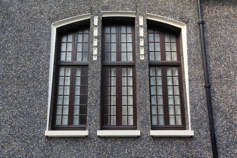 无人,横图,室外,特写,白天,仰视,旅游,度假,窗户,窗帘,标志建筑,地标,建筑,上海,中国,亚洲,装饰,墙,娱乐,建设,玻璃窗,墙壁,墙面,灰色,帘子,享受,休闲,遮阳,旅游胜地,放松,华丽,修饰,点缀,申,卢湾区,东亚,徐汇区,上海市,中华人民共和国,沪,华东地区,衬托,美观,雅致,雅观,彩图,低角度拍摄,南昌路,shwf1,科学会堂,上海科学会堂