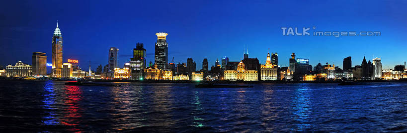 无人,高楼大厦,横图,全景,室外,夜晚,正面,度假,河流,美景,水,天际线,城市风光,标志建筑,城市,大厦,地标,建筑,摩天大楼,夜景,上海,中国,亚洲,阴影,光线,影子,河水,景观,水流,建筑群,灯光,娱乐,建设,黄浦江,浦东,蓝色,蓝天,天空,天,享受,休闲,景色,放松,申,金融中心,陆家嘴,陆家嘴金融贸易区,浦东新区,东亚,上海市,中华人民共和国,沪,华东地区,彩图,大楼,高层建筑,高楼,摩天楼,春申江,shzxz1