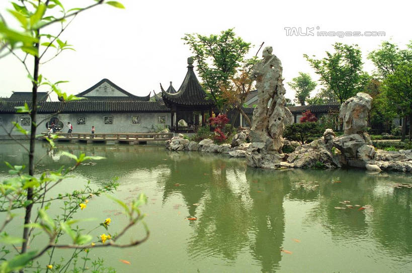 无人,家,横图,室外,白天,正面,旅游,度假,河流,美景,水,植物,中国,亚洲,许多,阴影,光线,影子,房屋,亭子,屋子,河水,景观,水流,娱乐,江苏,苏州,民居,住宅,树,树木,蓝色,绿色,倒影,蓝天,天空,阳光,自然,凉亭,天,享受,休闲,假山,景色,放松,水乡,生长,成长,自然风光,东亚,江苏省,苏州市,中华人民共和国,华东地区,苏,木渎,木渎古镇,木渎镇,彩图,房子,yzdzj1