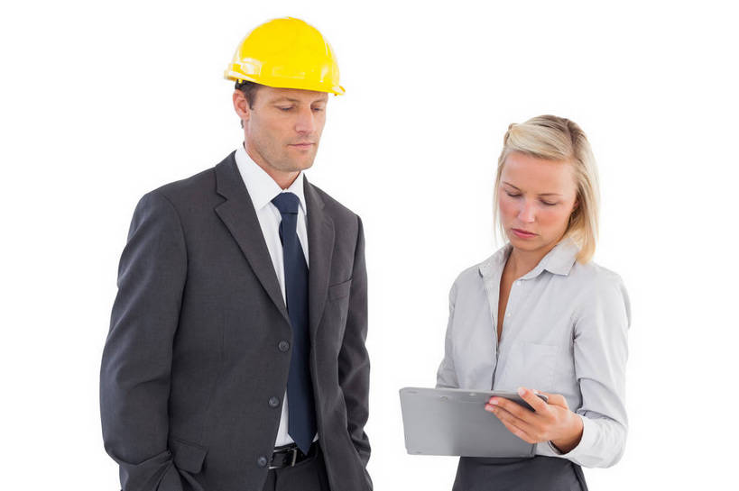 西方人,两个人,伙伴,朋友,商务人士,工程师,建筑师,商务男性,商务女性,站,横图,室内,白天,白色背景,正面,衬衫,友谊,合作,团队,电脑,笔记本电脑,帽子,欧洲,欧洲人,握,套装,网络,头盔,领带,拿,拿着,注视,通讯设备,黄色,安全帽,观察,看,站着,战略,握着,摄影,影棚,观看,一台,察看,无线,象征,庄重,关注,通信设备,商务装,身份,无线网络,无线上网,便携式电脑,工薪阶层,平板电脑,联合,合谋,正式,地位,一顶,管理,建筑工程师,配合,协作,手提电脑,男人,男性,年轻女性,女人,女性,中年男性,白种人,白领,上班族,设计,站立,半身,彩图,影棚拍摄,衬衣,拍摄,画则师,图则师,则师,评估,人员