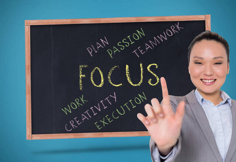 东方人,一个人,无人,商务人士,商务女性,站,笑,摸,微笑,露齿笑,横图,室内,白天,正面,数码,科技,亚洲,仅一个年轻女性,仅一个女性,仅一个人,一排,抚摸,指,阴影,蓝色背景,套装,整齐,反射,网络,英文,笔,标志,工具,文字,影子,字符,字母,高光,几何,计算机图形,合成,注视,指点,黄种人,标识,排列,黄色,红色,绿色,黑色,粉笔,学习用品,黑板,观察,看,站着,教学,观看,英文字母,文具用品,电脑合成图,数码合成图,察看,指向,合成图,队列,关注,商务装,工薪阶层,写实,具体,具象,耐磨,白垩,教学黑板,年轻女性,女人,女性,亚洲人,白领,上班族,触摸,接触,站立,半身,彩图,彩色粉笔