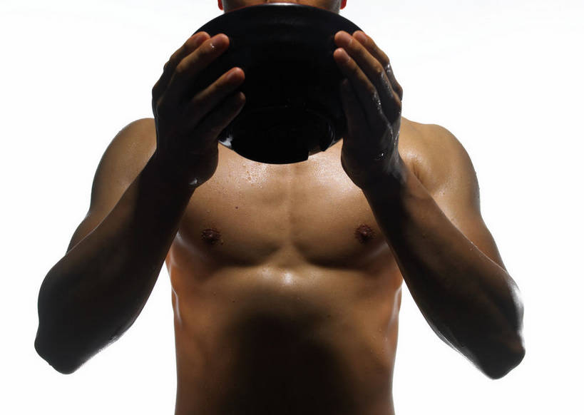 东方人,手,肌肉,健壮,一个人,站,捧,横图,室内,特写,白天,白色背景,正面,亚洲,双手,仅一个男性,仅一个人,阴影,反射,液体,影子,陶瓷,陶瓷制品,黄种人,裸露,仅一个年轻男性,一个,黑色,容器,碗,站着,健康,手部,活力,力量,摄影,影棚,汗水,潮湿,单个,青春,储藏,强壮,储存,摄影棚,裸,湿润,汗液,男人,男性,年轻男性,亚洲人,端,端着,捧着,手捧,站立,半身,彩图,影棚拍摄,拍摄,贮存,shjb1