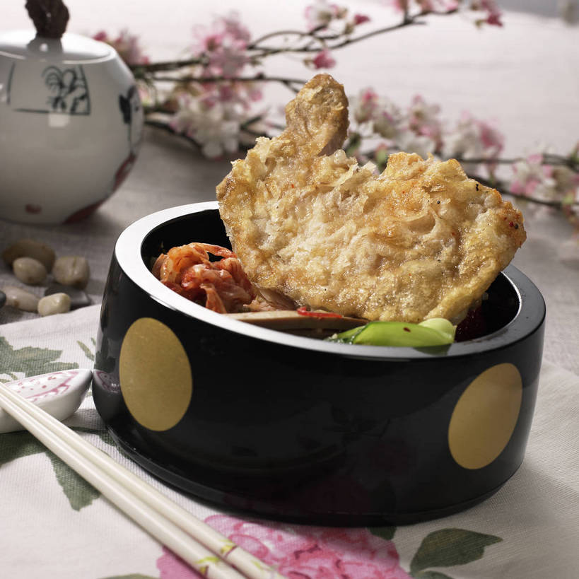 无人,横图,俯视,室内,特写,白天,烹饪,幸福,纯洁,餐桌,桌子,樱花,蔬菜,竹制,新鲜,盛开,木制,布料,陶瓷,青菜,鸡肉,肉,油炸,料理,食品,枝条,陶瓷制品,花蕾,布纹,菜肴,美食,肉类,桌布,花,花瓣,花朵,鲜花,树枝,食物,粉色,餐巾,木制品,容器,垫子,台布,碗,花苞,花蕊,佳肴,有机食品,绿色食品,餐台,等待,储藏,竹制品,生命,储存,鸡排,小白菜,肉食,仙樱花,福岛樱,青肤樱,高尚,热烈,不结球白菜,虬枝,枝杈,荆桃,餐桌布,彩图,高角度拍摄,贮存,炸鸡排,shjb1