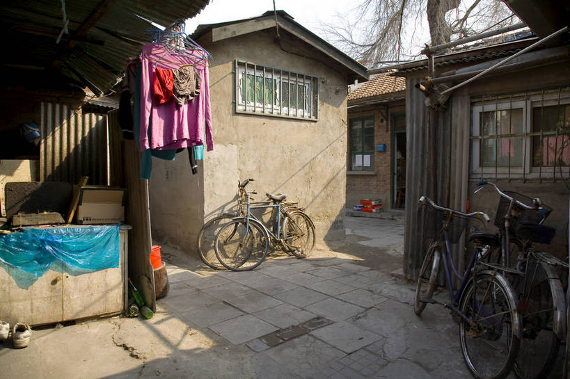 家,横图,彩色,室外,白天,旅游,城市,道路,胡同,建筑,街道,路,公路,北京,中国,亚洲,民俗,房屋,屋子,小巷,交通,首都,楼房,建筑物,住宅,摄影,旧的,中国文化,东亚,首府,中华人民共和国,平民,马路,彩图,旅行,房子,居住区,传统文化,bj174