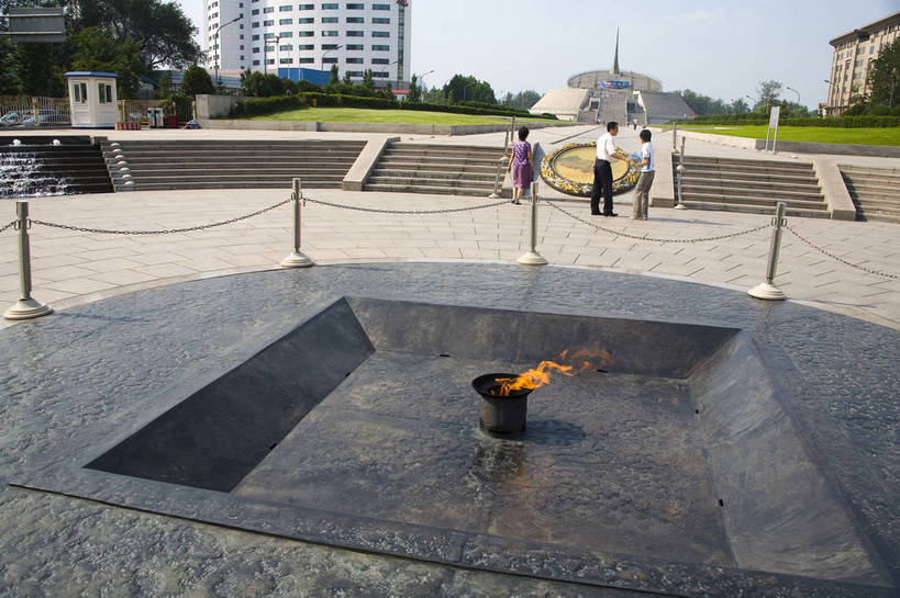 横图,彩色,室外,白天,建筑,北京,中国,亚洲,清澈,纪念碑,火炬,建筑物,天空,摄影,明亮,中国文化,东亚,发展,中华人民共和国,发达,明澈,清彻,清亮,彩图,纪念塔,中华世纪坛,传统文化,bj174