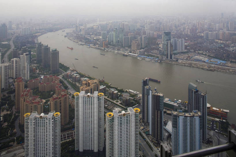 横图,俯视,彩色,室外,白天,度假,美景,城市风光,城市,建筑,摩天大楼,上海,中国,亚洲,繁华,景观,船只,交通,娱乐,现代,江水,外滩,享受,休闲,景色,放松,摄影,文明,东亚,发展,中华人民共和国,昌盛,繁荣,旅行,目的地,bj174