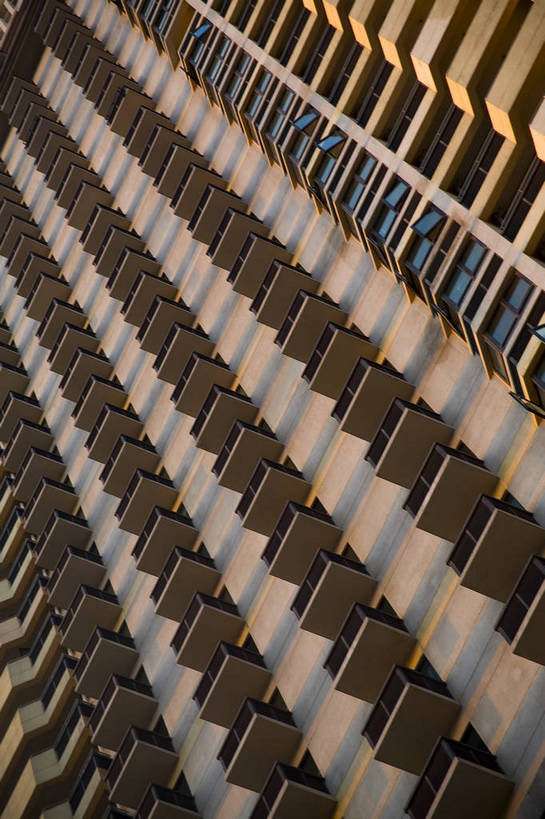 高楼大厦,竖图,室外,白天,窗户,城市风光,城市,建筑,路,摩天大楼,大连,中国,亚洲,纹理,海边,现代化,旅游胜地,摩天大厦,摄影,东亚,辽宁,中华人民共和国,海,彩图,海滨城市,bj174