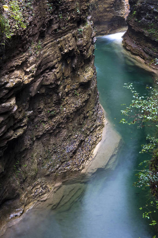 竖图,彩色,旅游,石头,美景,瀑布,山,水,溪流,喷泉,云台山,中国,亚洲,流水,水潭,潭,自然,景色,竖,摄影,清新,自然风光,东亚,中华人民共和国,河南省,彩图,旅行,bj174