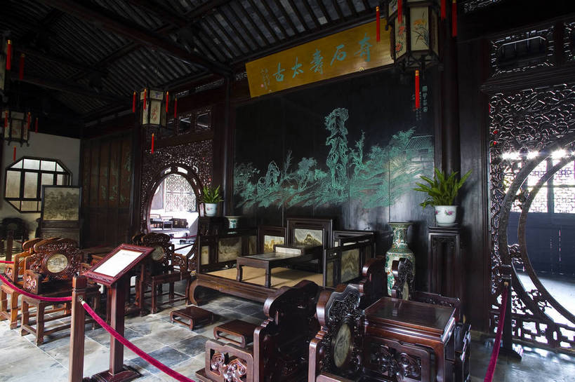 横图,彩色,室内,白天,旅游,度假,名胜古迹,家具,标志建筑,地标,建筑,木雕,中国,遗迹,民俗,灯笼,图片,建筑群,古典,古迹,文物,娱乐,建设,古建筑,江苏,苏州,享受,休闲,旅游胜地,放松,摄影,字画,中国文化,古文明,东亚,留园,旅行,传统文化,bj174