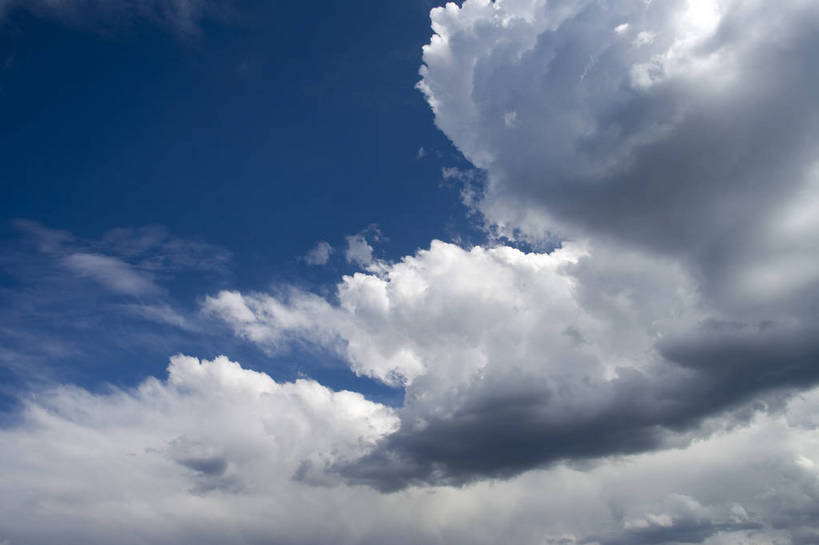 横图,室外,白天,旅游,度假,名胜古迹,标志建筑,地标,建筑,中国,亚洲,遗迹,景观,古迹,文物,娱乐,建设,古建筑,云南,白云,天空,自然,天,享受,休闲,旅游胜地,景色,放松,人文景观,自然风光,古文明,东亚,泸沽湖,中华人民共和国,旅行,bj174