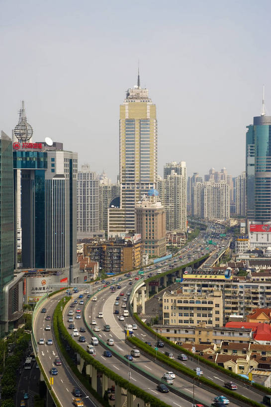 竖图,全景,俯视,彩色,白天,美景,城市风光,大桥,道路,建筑,街道,路,桥梁,公路,上海,中国,亚洲,景观,高架,建筑群,桥,车流,交通,现代建筑,延安路高架,景色,运输,摄影,高架桥,东亚,高架道路,跨线桥,中华人民共和国,马路,bj174