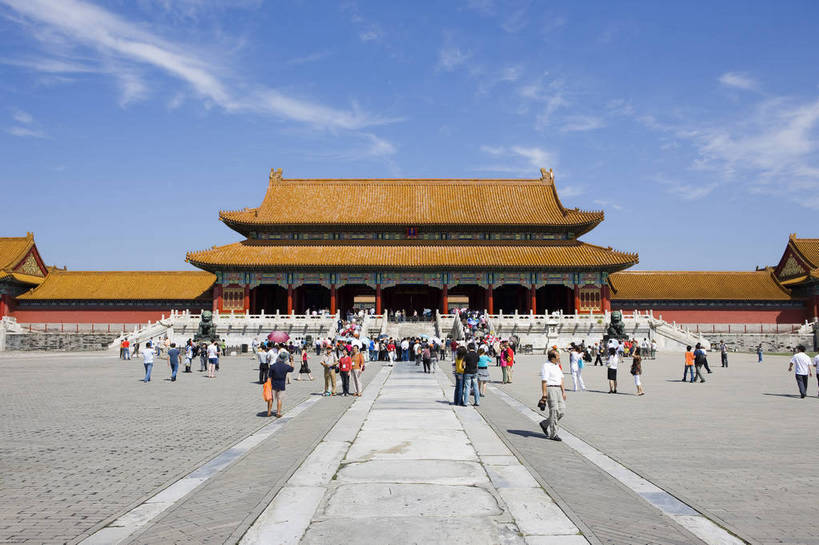 故宫,横图,室外,白天,正面,建筑,北京,中国,亚洲,游客,房屋,历史,古代,白云,天空,中国文化,东亚,中华人民共和国,古远,皇家,传统文化,bj174