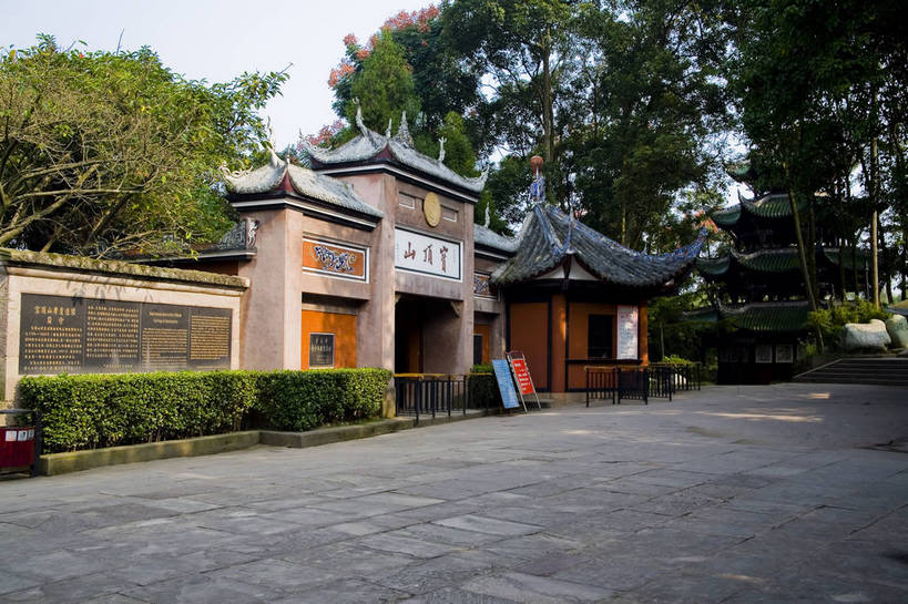 无人,寺庙,横图,彩色,室外,白天,旅游,度假,名胜古迹,标志建筑,地标,建筑,中国,亚洲,遗迹,文化遗产,古迹,文物,娱乐,建设,古建筑,享受,休闲,旅游胜地,放松,摄影,四川省,古代建筑,中国文化,古文明,东亚,宝顶山,中华人民共和国,旅行,庙,bj174