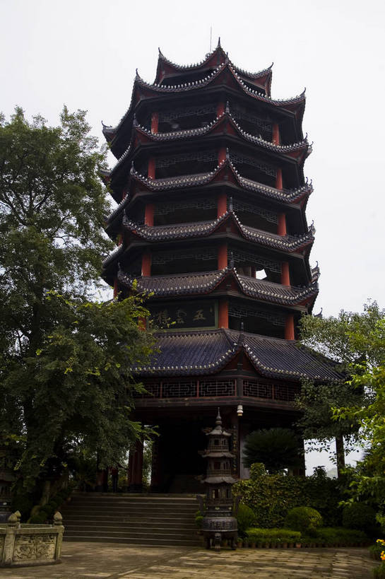 无人,竖图,彩色,室外,白天,旅游,度假,名胜古迹,标志建筑,地标,建筑,中国,亚洲,遗迹,阶梯,建筑群,牌楼,古典,古迹,文物,娱乐,建设,古建筑,享受,休闲,旅游胜地,放松,竖,摄影,四川省,中国文化,古文明,东亚,中华人民共和国,旅行,丰都,丰都鬼城,传统文化,bj174