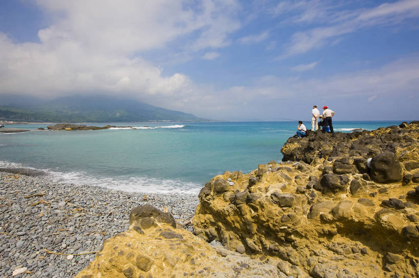 公园,横图,彩色,室外,白天,旅游,度假,海浪,名胜古迹,标志建筑,地标,建筑,台湾,中国,亚洲,遗迹,海岸,海湾,古迹,文物,娱乐,建设,古建筑,蓝天,享受,休闲,旅游胜地,放松,摄影,海滨,古文明,东亚,三仙台,中华人民共和国,海,海滩,旅行,bj174