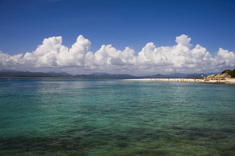 横图,彩色,室外,白天,旅游,沙滩,三亚,中国,亚洲,云,海南,天空,休闲,旅游胜地,摄影,海滨,东亚,中华人民共和国,海,海滩,旅行,蜈支洲岛,bj174