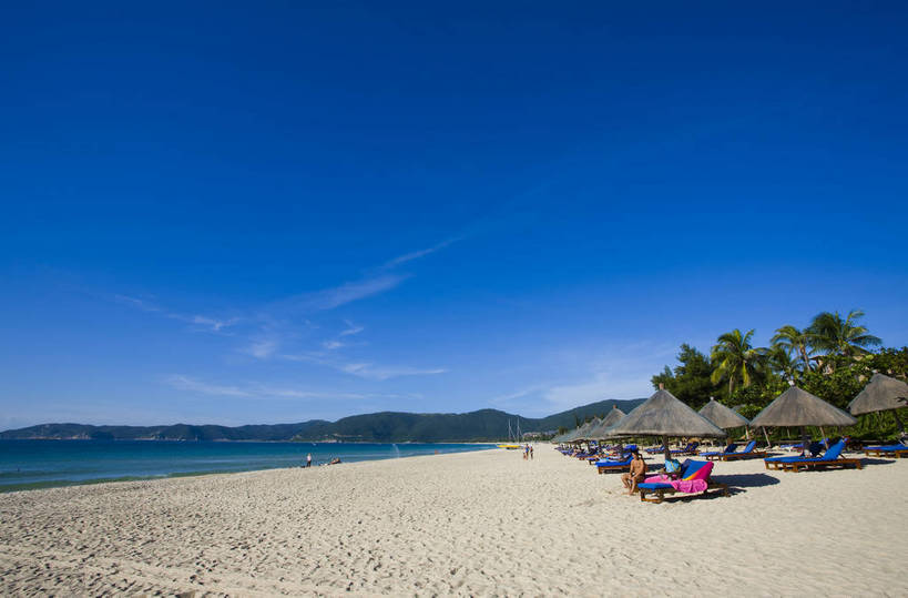 横图,彩色,室外,白天,旅游,沙滩,三亚,中国,亚洲,云,海南,天空,自然,休闲,旅游胜地,摄影,风光,海滨,东亚,中华人民共和国,海,海滩,旅行,亚龙湾,bj174