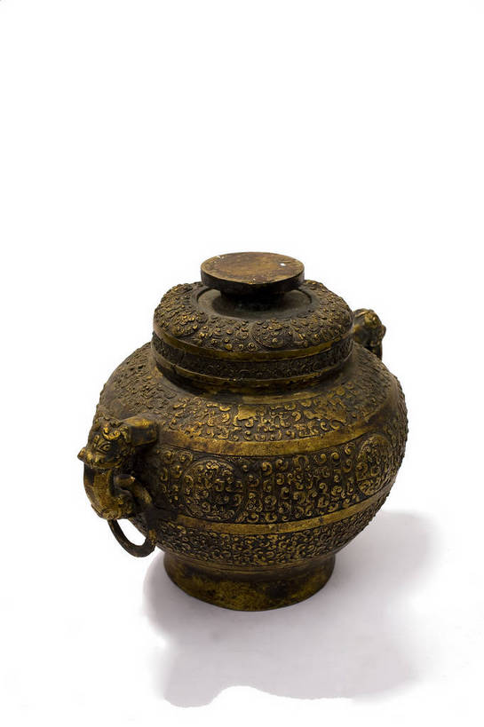 竖图,彩色,静物,金属制品,中国,金属,雕刻,罐子,图片,文化遗产,艺术品,古典,历史,文化,文物,装饰品,古代,一个,工艺品,摄影,单个,古董,古物,中国文化,古玩,东亚,青铜,缶,青铜器,古远,古代文明,美术工艺,影棚拍摄,传统文化,青铜制品,楚高罍,容酒器,战国楚高罍,bj174