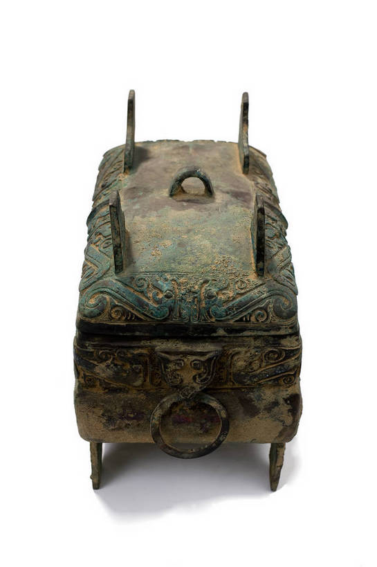 竖图,彩色,静物,金属制品,中国,金属,雕刻,图片,文化遗产,艺术品,历史,文物,装饰品,古代,一个,容器,碗,摄影,单个,古董,储藏,储存,中国文化,东亚,青铜,青铜器,古远,古代文明,美术工艺,影棚拍摄,贮存,传统文化,青铜制品,白敢畀盨,盨,bj174