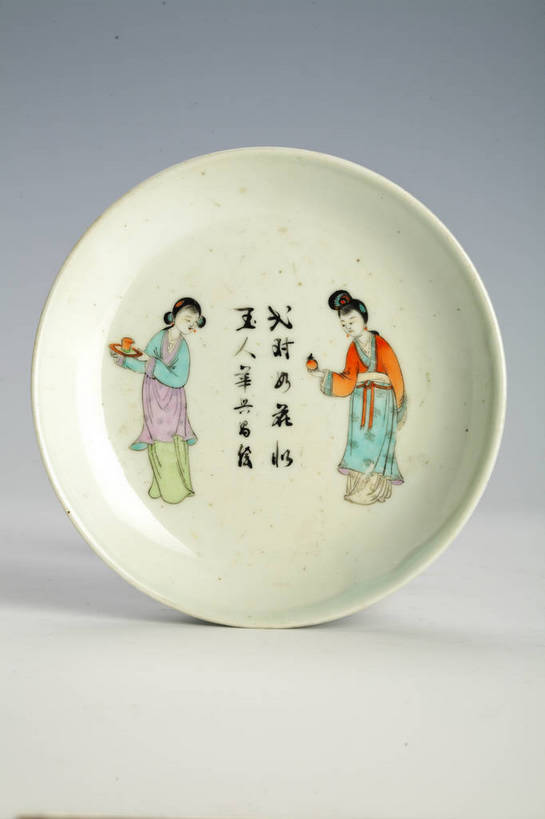 竖图,彩色,绘画,静物,餐具,中国,艺术,彩绘,瓷器,碟子,盘,图片,陶瓷,文化遗产,陶瓷制品,艺术品,历史,文化,文物,装饰品,古代,一个,盘子,瓶子,工艺品,碟,摄影,单个,古董,陶艺,中国文化,人体彩绘,东亚,美观,古远,彩釉,古代文明,美术工艺,纹身彩绘,画画,影棚拍摄,传统文化,bj174