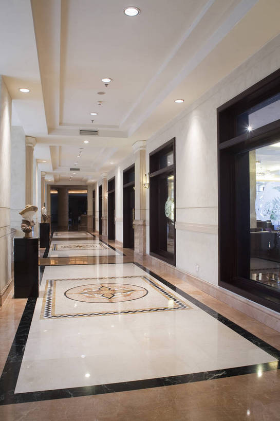 竖图,彩色,吊顶,酒店,中国,亚洲,图片,大理石,走廊,娱乐,现代,现代建筑,大堂,会所,休闲,气派,摄影,公共设施,舒适,场所,东亚,中华人民共和国,奢华,bj174