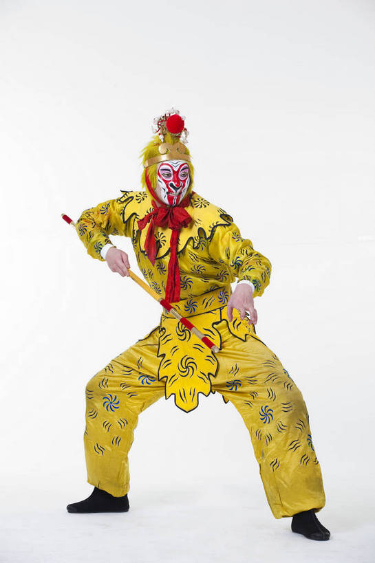中年人,一个人,演员,竖图,彩色,白色背景,正面,化妆,北京,中国,亚洲,仅一个人,表演,艺术,造型,鲜艳,头饰,图片,注视,文化,脸谱,观察,看,表情,竖,姿势,摄影,服饰,观看,动作,察看,关注,中国文化,金箍棒,戏剧,民族服饰,演出服,京剧,东亚,国粹,美猴王,男人,中国人,全身,影棚拍摄,化装,中国戏曲,武生,传统文化,舞台妆,bj174