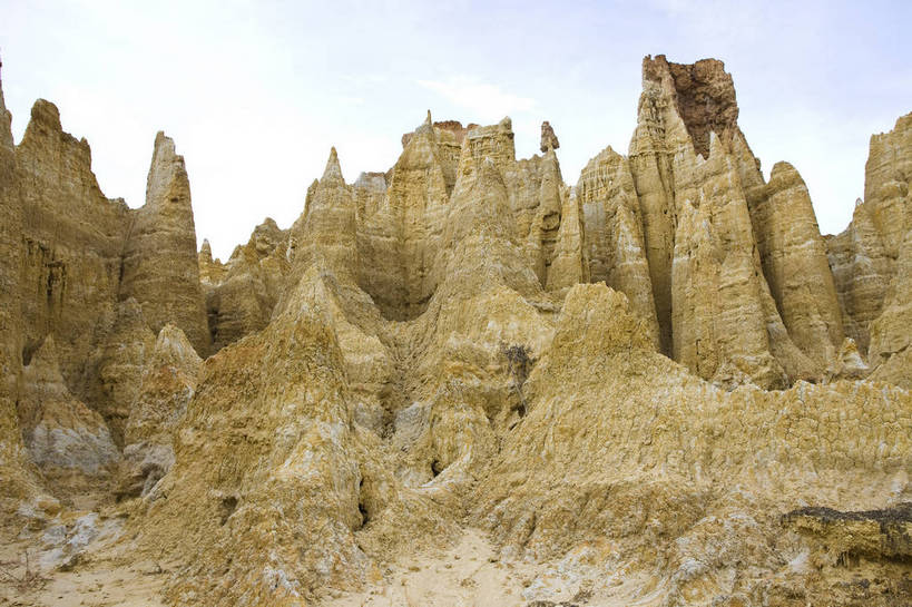 无人,横图,彩色,室外,白天,旅游,度假,荒凉,名胜古迹,标志建筑,地标,建筑,中国,遗迹,图片,景观,古迹,文物,娱乐,建设,古建筑,云南,特色,享受,休闲,旅游胜地,放松,摄影,地理,文明,贫瘠,中国文化,自然风光,耸立,古文明,地貌,土林,荒地,荒芜,岩石,旅行,传统文化,bj174