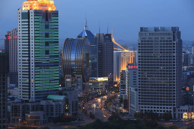 无人,横图,俯视,彩色,室外,美景,城市,道路,建筑,街道,路,夜景,公路,中国,图片,景观,灯光,交通,现代建筑,摩天大厦,商务楼,景色,摄影,辽宁,沈阳,灯火辉煌,马路,高楼,商业中心,方圆大厦,bj174