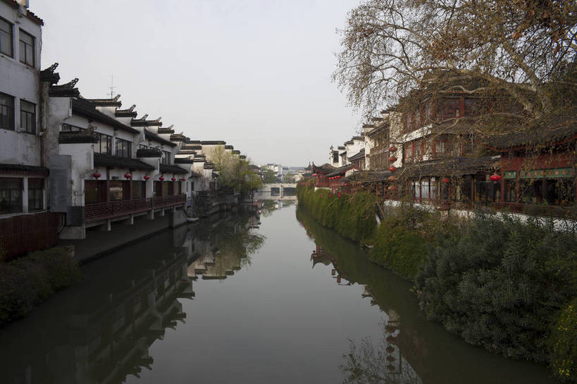 横图,彩色,室外,白天,旅游,度假,名胜古迹,标志建筑,地标,建筑,南京,中国,遗迹,图片,建筑群,古典,古迹,文物,娱乐,建设,古建筑,江苏,古镇,天空,享受,休闲,旅游胜地,放松,摄影,水乡,秦淮河,文明,中国文化,古文明,古代文明,旅行,bj174