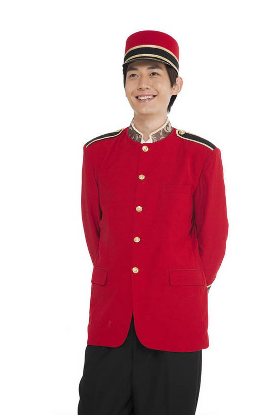 东方人,商务人士,服务员,门童,商务男性,站,微笑,竖图,彩色,室内,白天,白色背景,正面,衬衫,商务,时尚,智慧,成功,职员,北京,中国,仅一个人,套装,正装,图片,职业装,现代,职业,成熟,自信,服务,摄影,青春,礼仪,商务装,工薪阶层,精明,聪明,男人,男性,年轻男性,亚洲人,中国人,年轻人,白领,服务生,商人,上班族,侍者,半身,影棚拍摄,衬衣,愉快,白领阶层,办公室职员,bj174