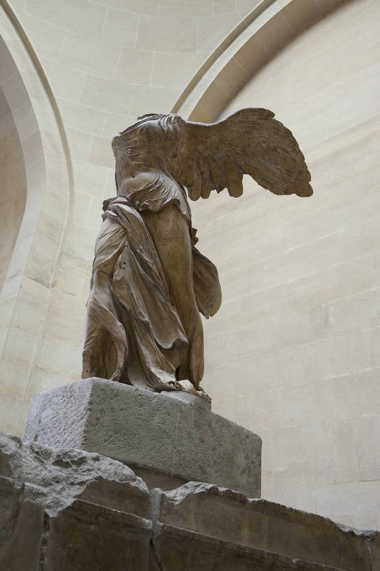 博物馆,竖图,彩色,室内,白天,旅游,度假,名胜古迹,标志建筑,地标,建筑,法国,巴黎,遗迹,艺术,人像,雕像,图片,建筑群,卢浮宫,古典,古迹,文物,娱乐,建设,古建筑,地标建筑,享受,休闲,旅游胜地,放松,竖,摄影,文明,古文明,世界文化遗产,古代文明,旅行,传统文化,bj174