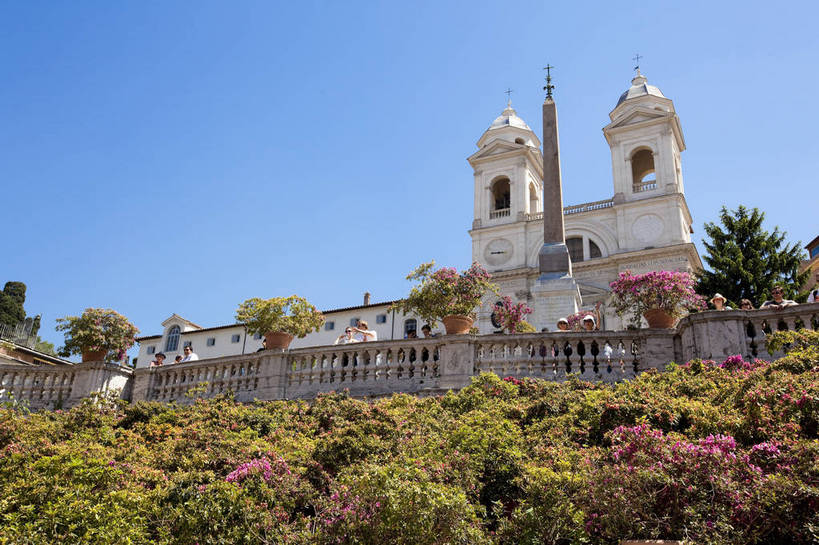广场,横图,彩色,室外,白天,旅游,度假,名胜古迹,标志建筑,地标,建筑,意大利,罗马,遗迹,花坛,图片,古城,建筑群,古典,古迹,文物,娱乐,建设,古建筑,西班牙广场,地标建筑,享受,休闲,旅游胜地,放松,摄影,文明,古文明,世界文化遗产,旅行,传统文化,bj174
