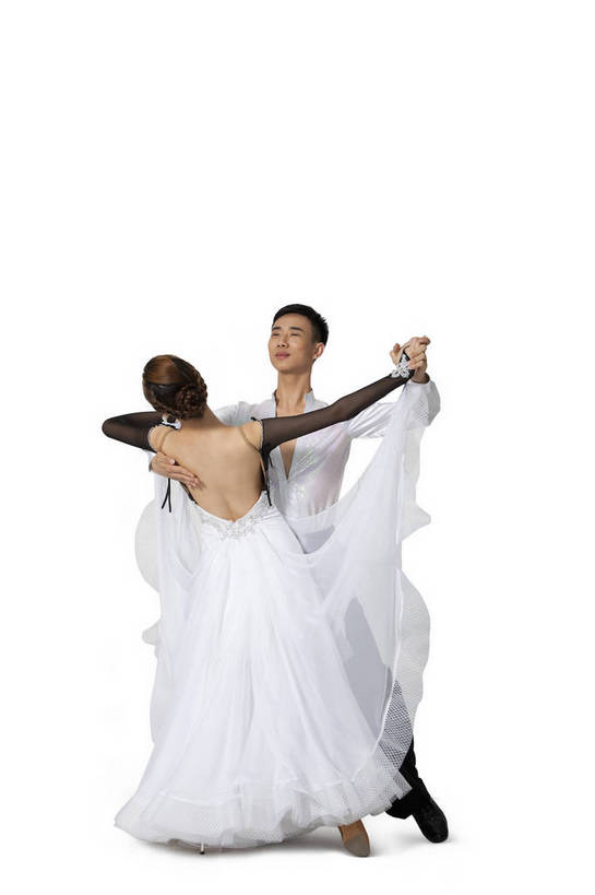 东方人,两个人,竖图,彩色,室内,白天,抠图,白色背景,正面,时尚,跳舞,热情,合作,北京,中国,图片,旋转,长裙,背面,健康,活力,可爱,美女,平衡,自信,摄影,青春,优雅,双人舞,优美,国标舞,舞蹈服,弹性,乐观,技能,男人,男性,年轻男性,年轻女性,女人,女性,亚洲人,中国人,年轻人,舞蹈演员,搂抱,全身,影棚拍摄,礼服,愉快,舞蹈,bj174