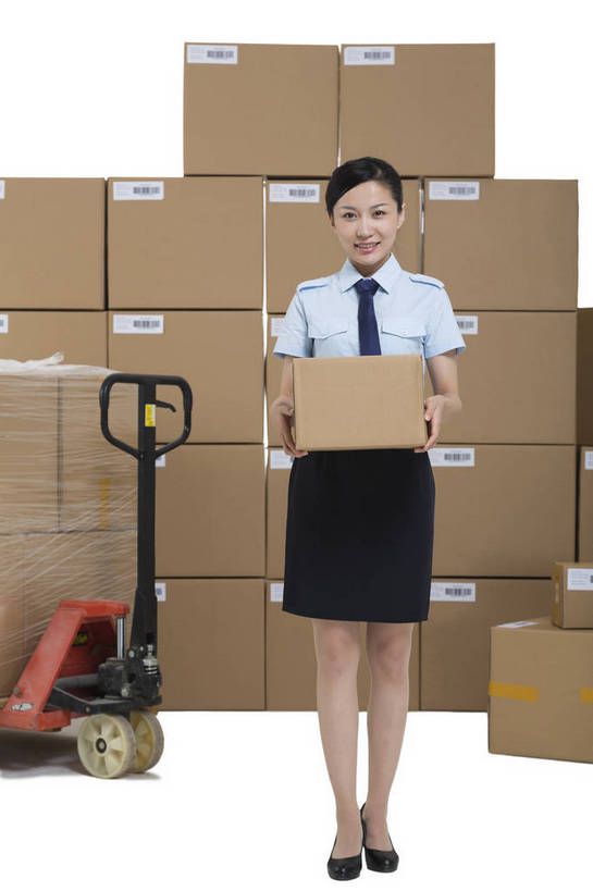 东方人,成年人,一个人,站,搬运,微笑,竖图,彩色,室内,白天,留白,抠图,白色背景,工作服,裙子,制服,满意,幸福,骄傲,安全,信心,技术,科技,北京,中国,亚洲,许多,连衣裙,检查,工作,图片,推车,纸箱,防护,很多,年轻,仓库,黄种人,现代,货物,车,交通工具,行业,职业,健康,机械,工程车,活力,美女,自信,工业,管理员,摄影,堆放,储藏,保护,存储,厂房,工程,叉车,效率,储存,载具,保险,专业,检验,搬运车,单人,流转,管理人员,东亚,物流,保全,周全,安稳,安定,可靠,乐观,交通运输,搜检,责任,工作车,产业,单独,查察,查抄,检察,审查,管理,平安,认真,年轻女性,女人,女性,亚洲人,中国人,年轻人,捧着,全身,影棚拍摄,商业,平板车,贮存,仓库管理员,库管,手动液压叉车,bj174