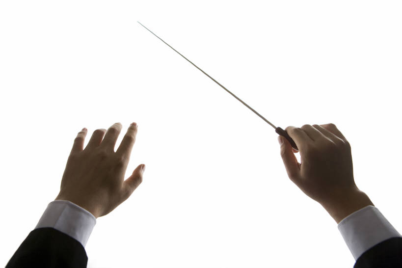 东方人,成年人,手,一个人,举,横图,特写,抠图,白色背景,仅一个男性,表演,握,服装,指挥棒,音乐,指挥,扮演,背面,手势,托,力量,握着,摄影,指导,严肃,部分,动作,控制,演出,专心,领导,高雅,神圣,燕尾服,四肢,技能,把握,认真,男人,男性,亚洲人,中国人,手臂,举起,举手,举着,向上举,向上伸,向上托,彩图,影棚拍摄,礼服,打手势,售票员,古典乐,掌控,bj175