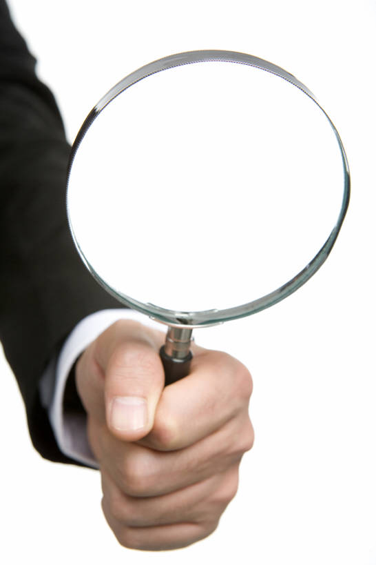 东方人,成年人,手,一个人,竖图,特写,留白,抠图,白色背景,正面,仅一个男性,握,套装,检查,放大镜,握着,摄影,放大,部分,男人,男性,亚洲人,中国人,彩图,影棚拍摄,光学仪器,bj175