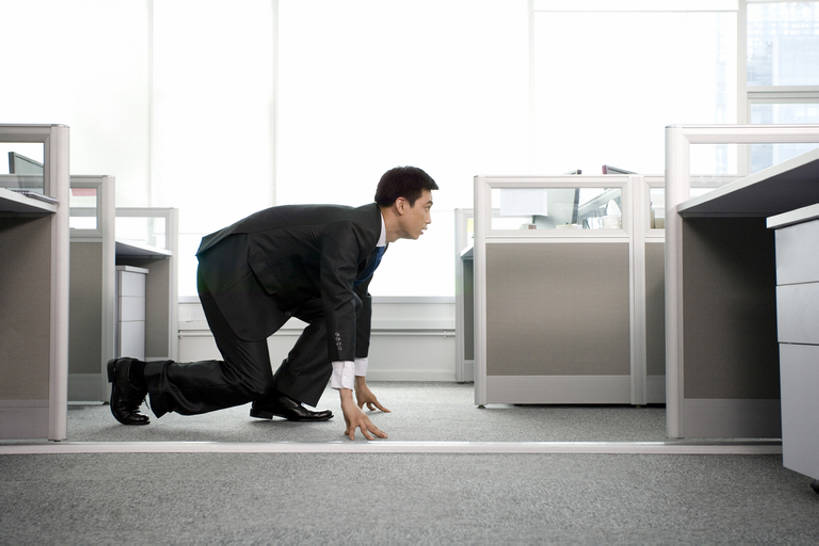 东方人,成年人,中年人,一个人,商务人士,商务男性,办公室,起跑线,蹲,横图,侧面,衬衫,商务,异乎寻常,信心,竞争,北京,中国,亚洲,仅一个男性,仅一个人,仅一个中年男性,准备,套装,领带,起跑架,书桌,职业,概念,健康,隔断,个性,摄影,决心,努力,商务装,工薪阶层,东亚,男人,男性,中年男性,亚洲人,中国人,白领,上班族,彩图,全身,衬衣,办公室职员,bj175