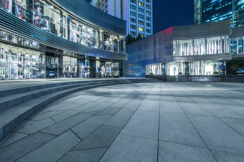 无人,办公室,商店,广场,横图,室外,夜晚,留白,背景,度假,商务,时尚,石头,美景,城市风光,城市,建筑,路,商场,玻璃,北京,中国,亚洲,弯曲,装饰,石子,庭院,景观,地面,首都,宏伟,娱乐,干净,现代,霓虹,台阶,享受,休闲,办公大楼,景色,放松,摄影,建造,照亮,风格,都市风光,华贵,市区,东亚,发展,中华人民共和国,北京市,京,北平,华北地区,繁荣,金融区,设计,石块,岩石,彩图,高层建筑,当代,北京CBD,北京商务中心区,中国北京大北窑,华贸中心,建筑结构,汽车广告背景图,bj175